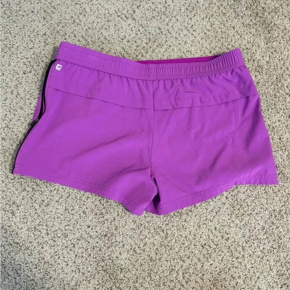Fabletics shorts with zipper pockets size xl